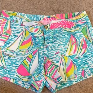 Lilly Pulitzer “you gotta regatta” Adie short